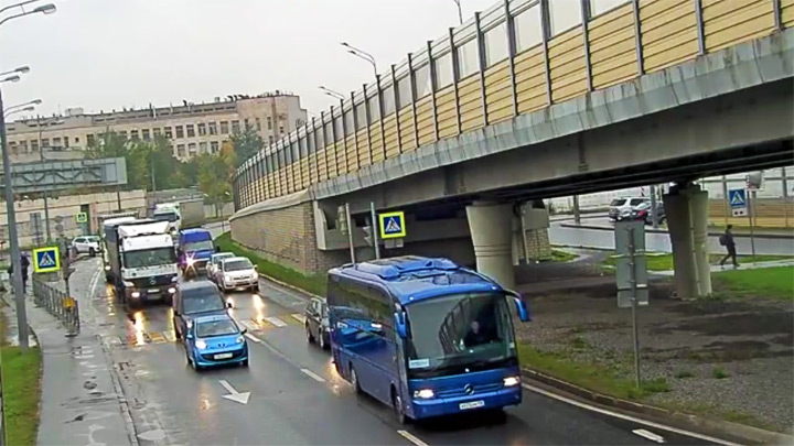 Онлайн веб-камера ЗСД в Санкт-Петербурге: въезд с Автомобильной улицы